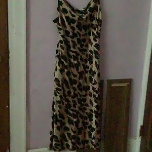 I m selling lulus strap dress